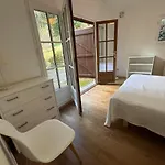 Hébergement de vacances La Sagne : Demeure De Charme 4* Avec Piscine